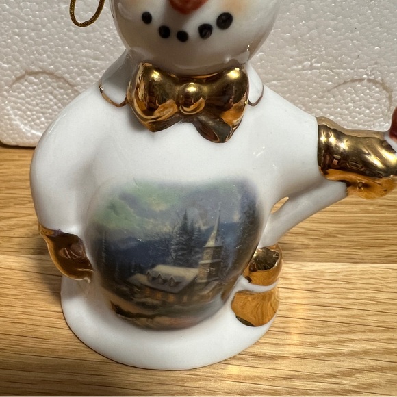Thomas Kinkade Snowman Ornament - Picture 2 of 7